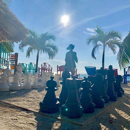 King Lewey'S Island Resort Placencia المظهر الخارجي الصورة