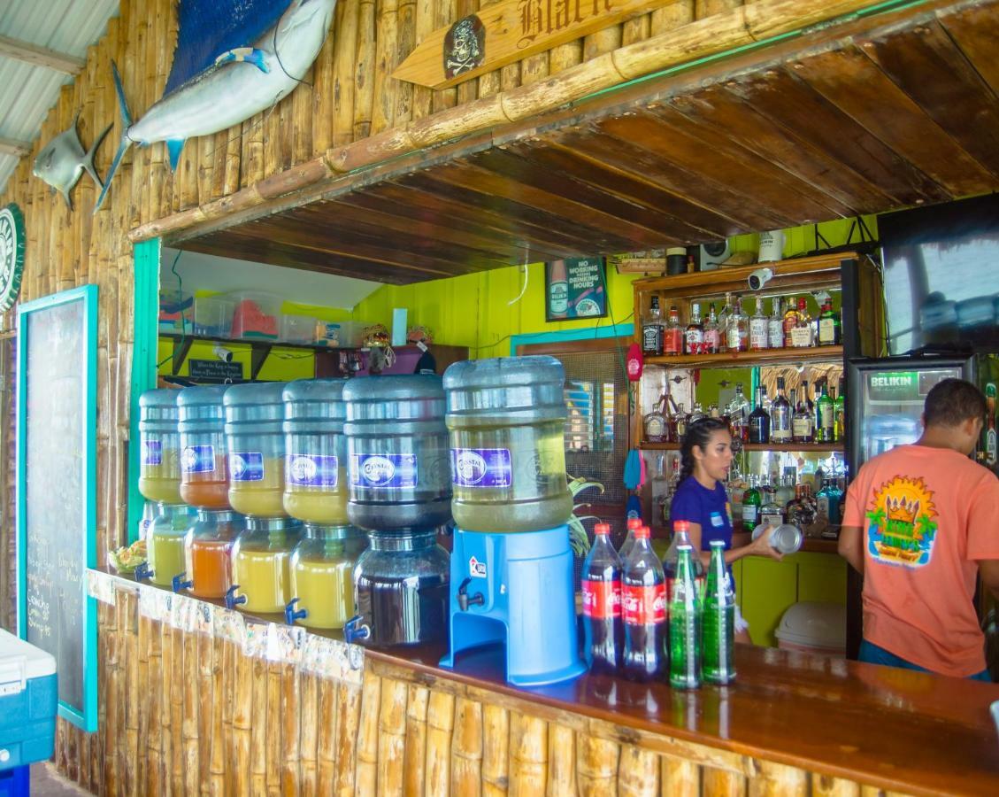 King Lewey'S Island Resort Placencia المظهر الخارجي الصورة